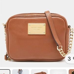 Michael KORS small beige leather crossbody with chain strap Authentic!